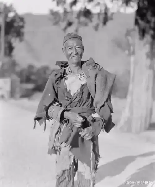 老照片:民国初期的乞丐,苦难的民族,苦难的同胞