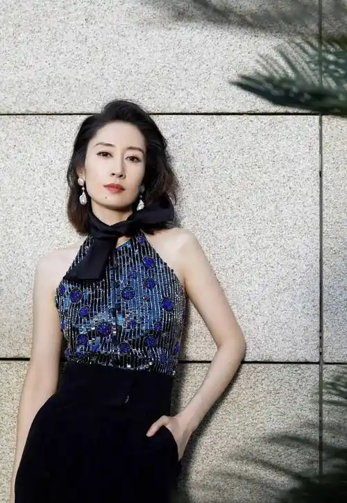 狠人刘敏涛:因一条雪糕,与结婚7年的富商老公分手_中戏_巩俐_父母