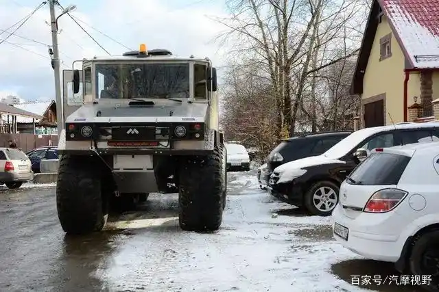 俄国版乌尼莫克,北极圈的大脚怪burlak全地形车
