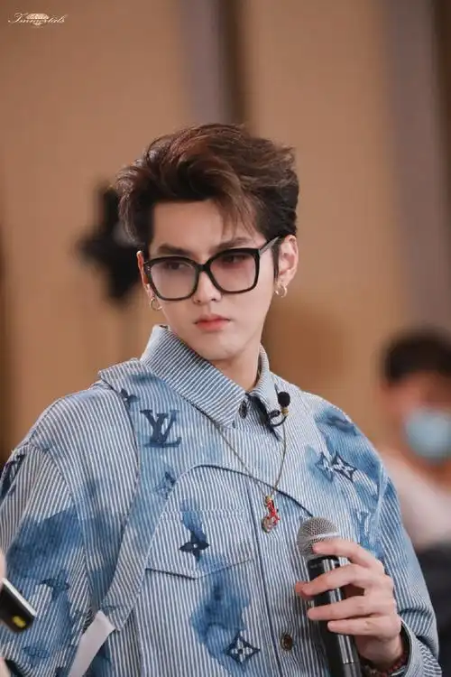 吴亦凡超话|#tempo得宝品牌代言人吴亦凡#2021.02.