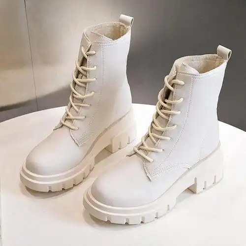 特价白色靴子女春秋短靴 百搭