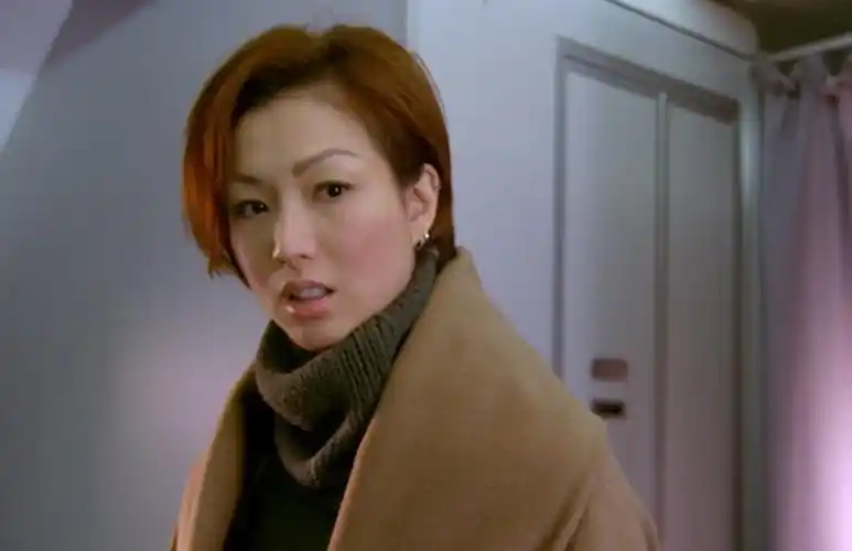 b>郑秀文 /b>特意去坐飞机想搭讪有钱人,谁知运气太背,好在有一个