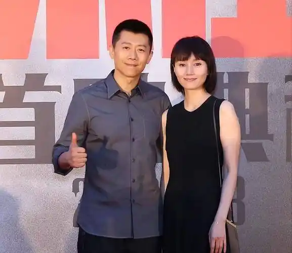 夏雨:与分手父母有隔阂,与高圆圆传绯闻,娶到袁泉三生有幸_因为_姑姑