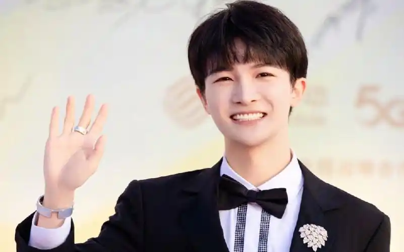 【周深/卡布】《我恋爱了》,这歌好甜啊,听得嘴角没下来过