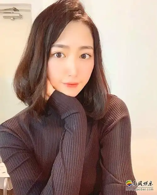 岛国中日混血游戏女主播川瀬もえ长相甜美身材好前凸后翘大长腿