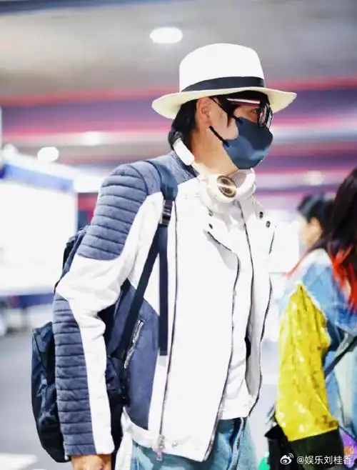 孙楠抵达长沙##孙楠 补位