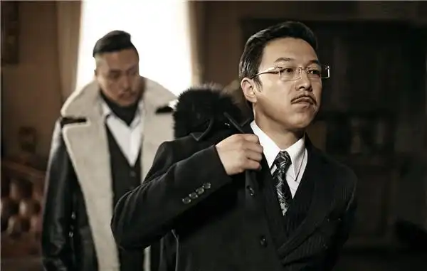 黄渤终于演了一回高富帅谍战大戏锋刃下周一开播