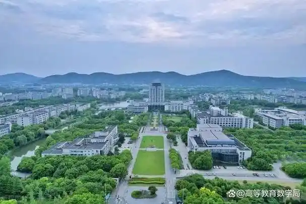 个新的,具有独立评审资格的学校;江苏师范大学,苏州科技大学,盐城师范