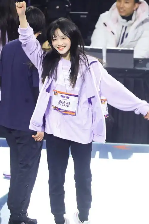 费沁源回眸好甜##超新星运动会