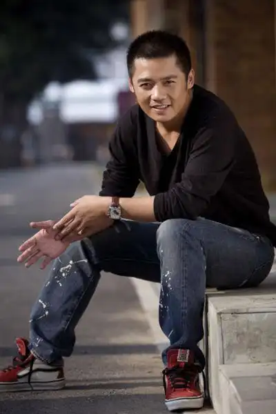 林熙越佯装"不着调" 新剧塑"兵痞"新形象