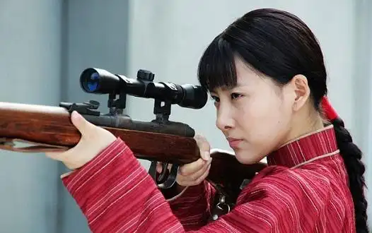 《神枪》贾青:冷艳打女正上位