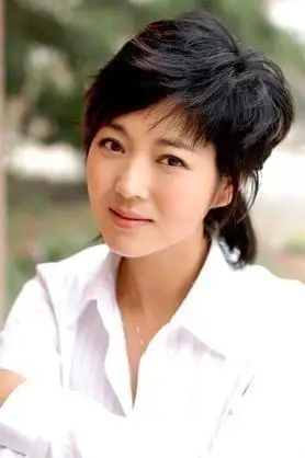 "农村一姐"王茜华打200次美容针为事业打掉孩子,如今幸福又美满