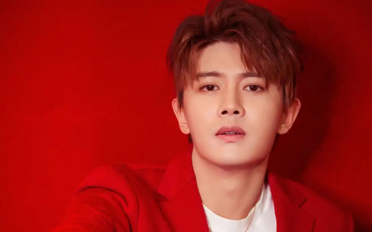 大陆明星,时尚,高清,帅气,魅力,任嘉伦,壁纸,1920x1200