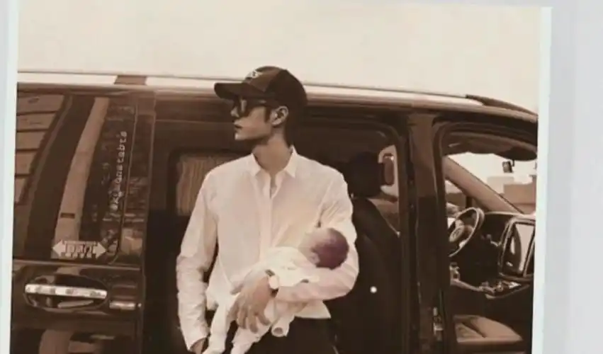 王一博抱孩子神图超带感称想要个儿子话题太敏感又被喷惨了