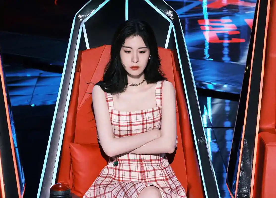 张碧晨中国好声音抢位战开启 (1).jpg