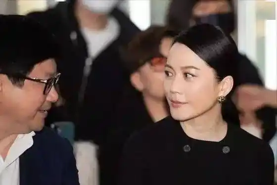 俞飞鸿:解决生理需求,又不一定要靠老公,我有固定伴侣20年了_父母