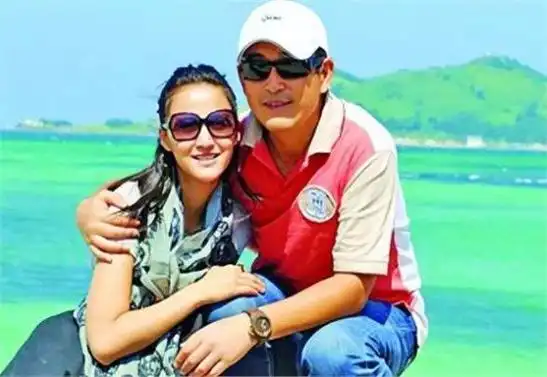 同是王志飞的骨肉,李健和张定涵的孩子,却活成了不同的样子