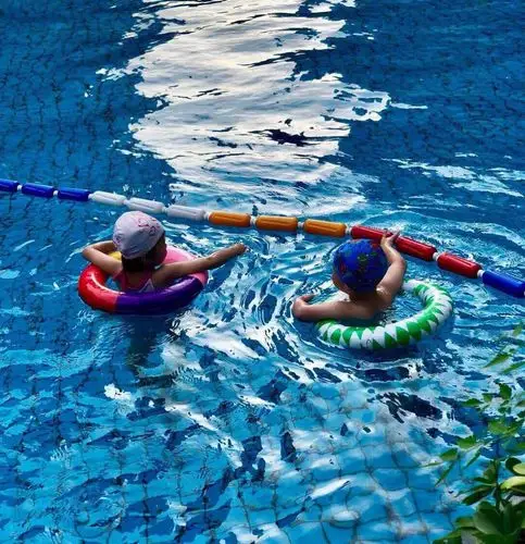 走,我们一起游泳去!西山汇景游泳池开业啦!