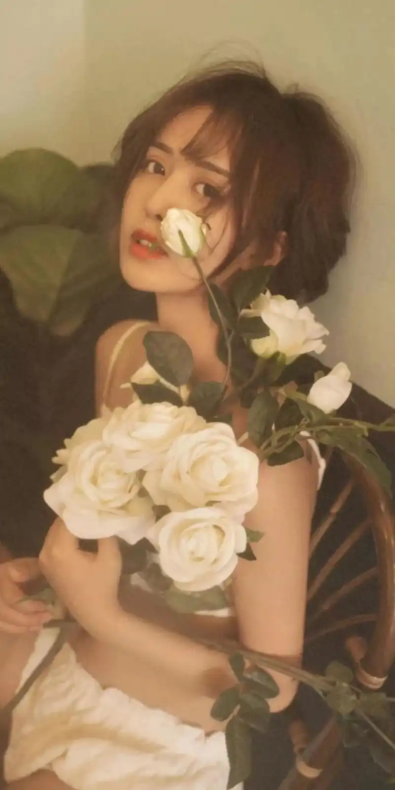 渣男壁纸全是你喜欢的漂亮小姐姐