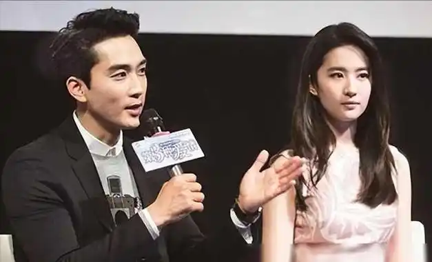 回顾刘亦菲宋承宪这段情一厢情愿的爱情注定无法长久