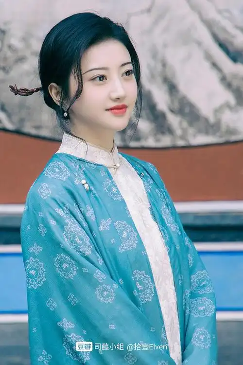 补10套共63套司藤的53套服装全了吗既然外套都单算了也不怕再多加几套