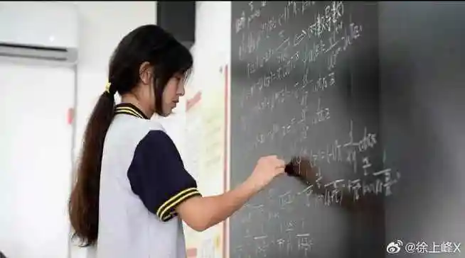 在我们的印象中,只有成绩较差的学生,才会去读中专.