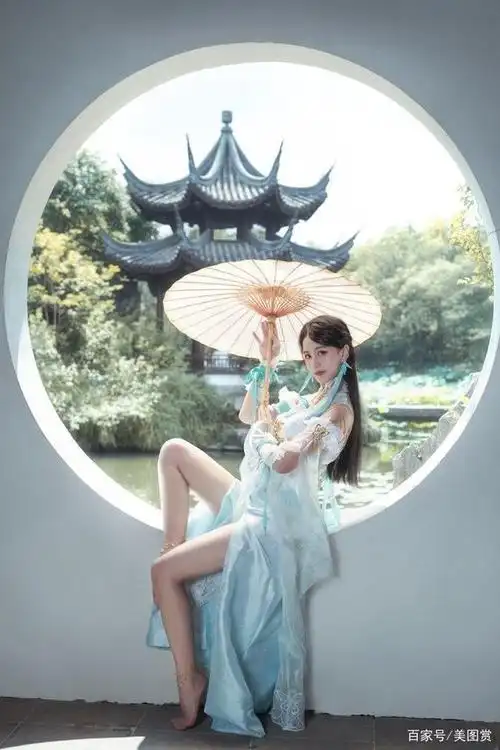 荷花池边的古装美腿仙女美女写真