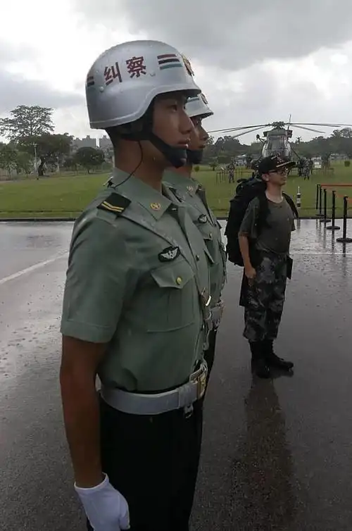 精彩| 驻香港部队军营开放活动结束,暖心感人的画面全在这里!