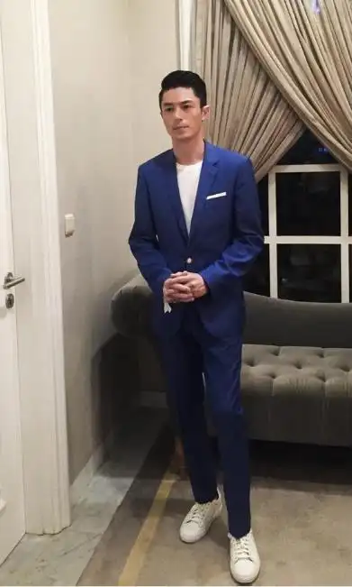 聂远身高177,霍建华也177,两人同穿西装腿的差距这么大!