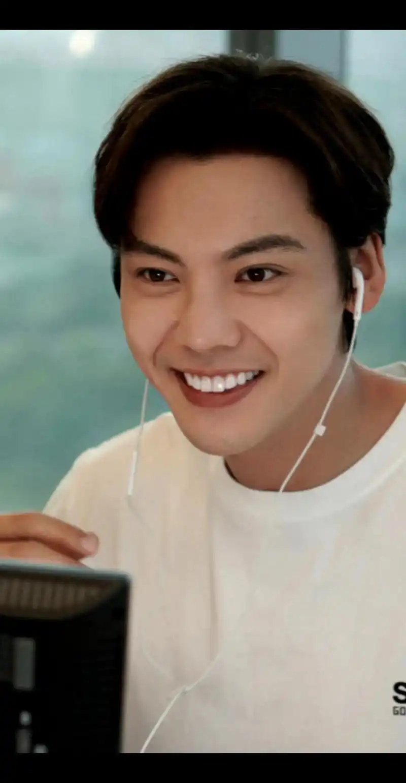 帅气陈伟霆.#图文伙伴计划 #陈伟霆 #你的男友已上线 - 抖音