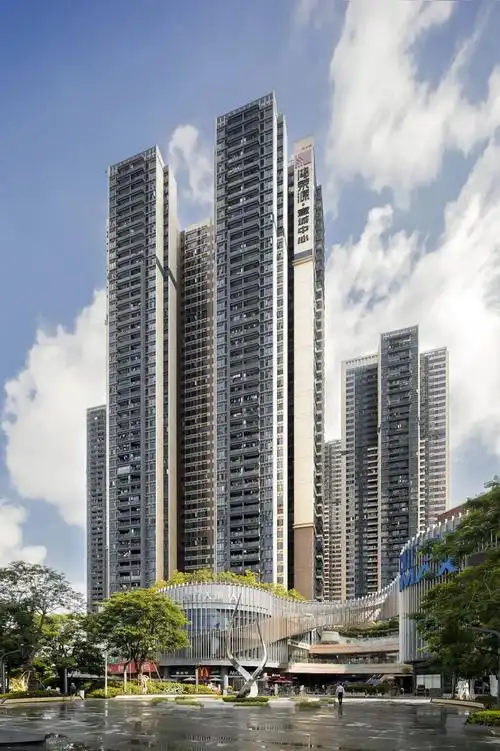 壹城中心是深圳北部区域最大的城市更新项目,地块位于深圳市龙华新区