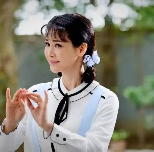 童蕾:《亮剑》中李云龙老婆,嫁富豪后,180亿资产亏空成老赖?