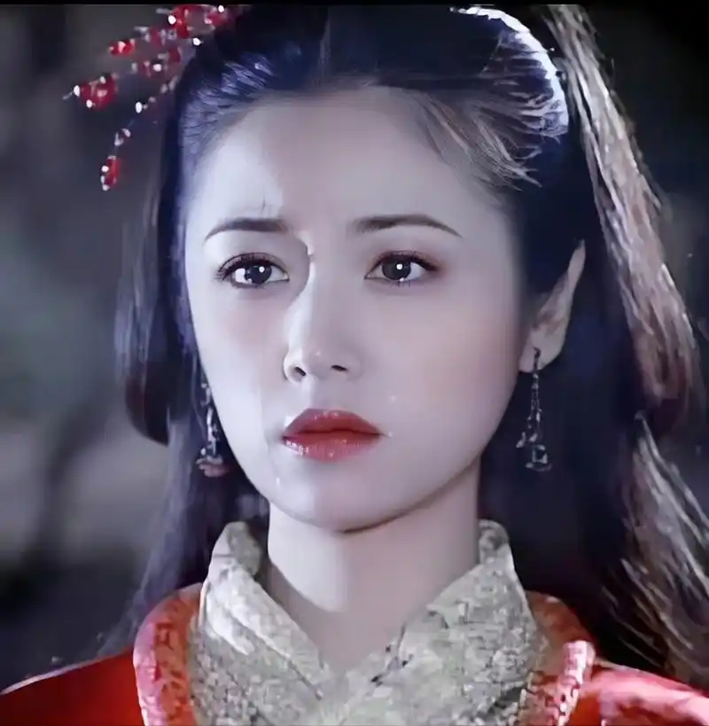 以前的古装剧妆造就是好看,林心如的古装也曾是一绝,眉目如画#年轻时