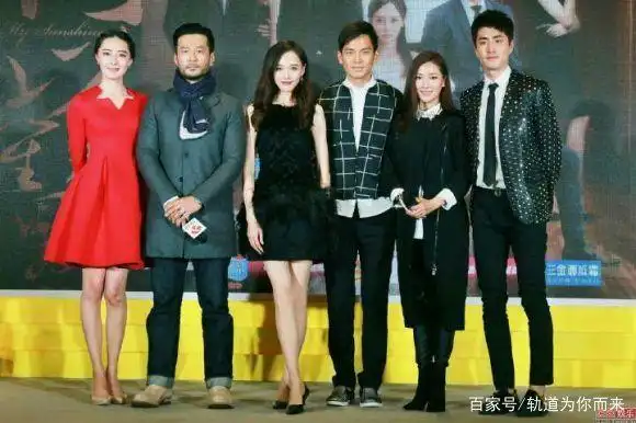 钟汉良183王一博180张艺兴178王嘉尔175怎么看上去差很多