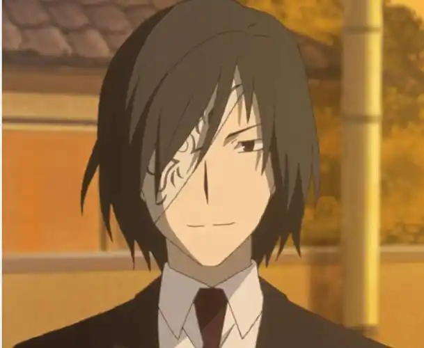 的场静司是的场家的当家人,因为的场家的祖先并没有遵守以右眼为代价