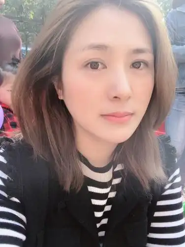 40岁离异女征婚照片(id:3360693)_安徽合肥征婚交友_我主良缘网