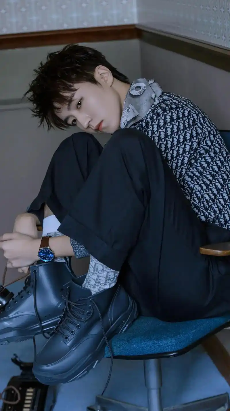 今日分享心动男友高清壁纸#王俊凯  - 抖音