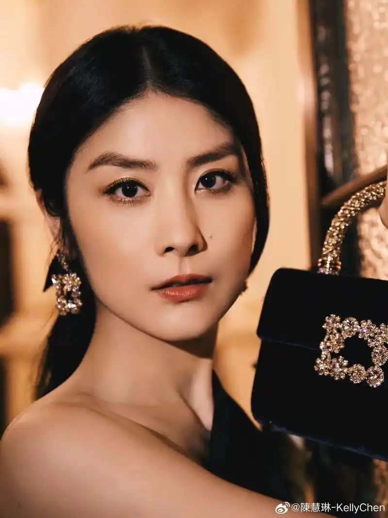 陈慧琳   这一辑照片又美出新高度050505 - 抖音