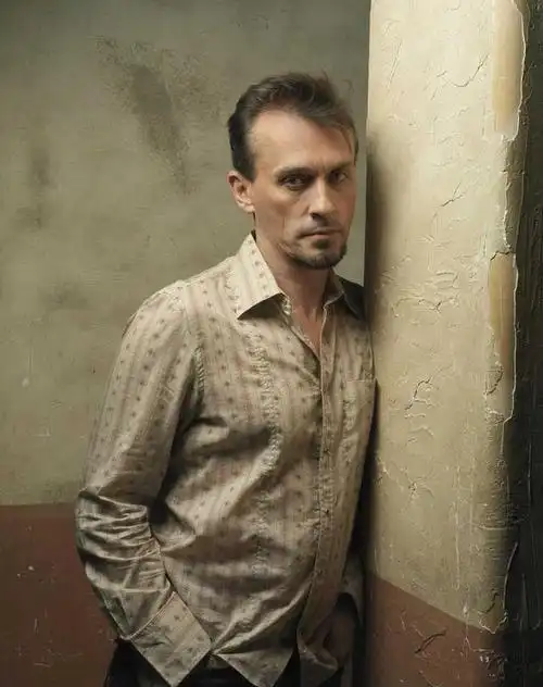 自从2005年美剧《越狱第一季》,到此刻的第