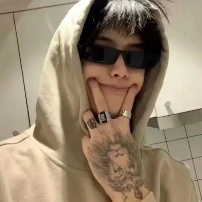 超霸气头像男生超拽冷酷拽霸气你混你的社会我富我的贵