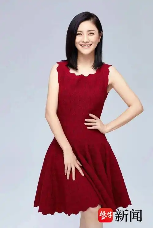 演员胡可正式代言pansy(盼喜)鞋