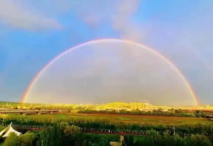 好漂亮的彩虹