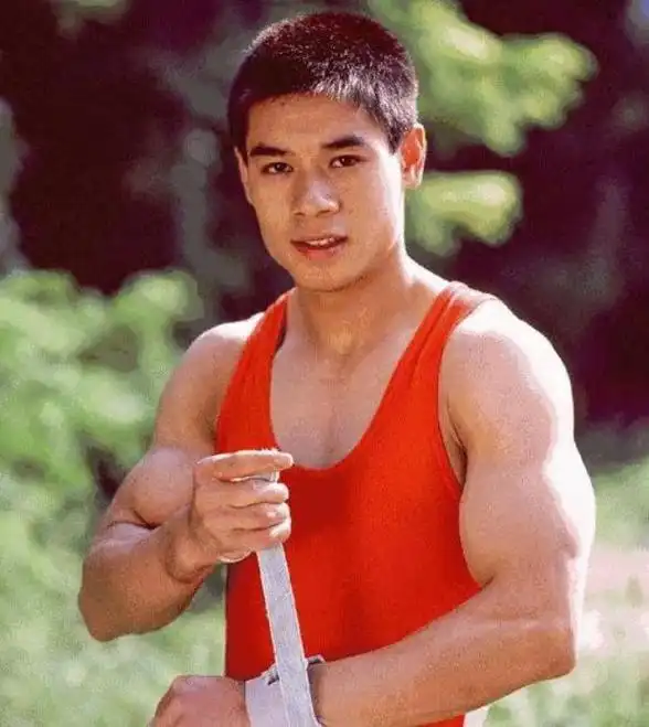 李宁:曾是体操王子,创下14个世界冠军,如今身价百亿,妻子貌美