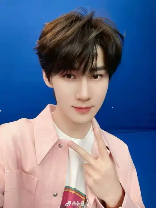 #张真源龙年新歌出渊##张真源说出渊但不急##张真源出