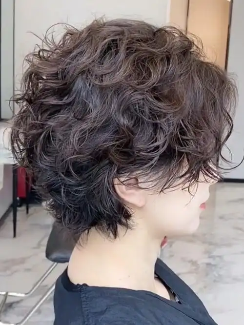 女士超短发烫发分享|甜酷卷纹理短发