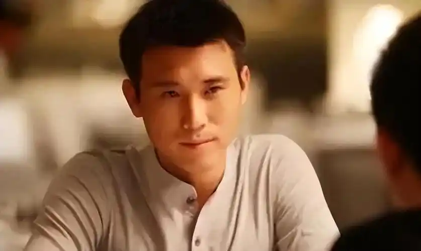 从这一年开始,他出演了很多的影视剧,和宋丹丹,颜丙燕,张嘉译有多次