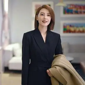 高圆圆明星同款黑色西装套装女2022秋季高腰微喇裤职业西服两件套