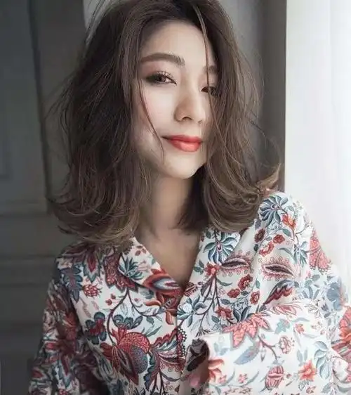 女生齐肩发型叫什么(齐肩发型图片女2020最新款)-百科学社