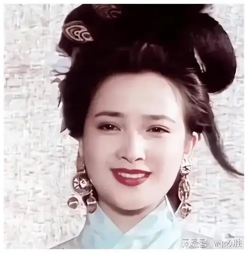 内地古典第一美女何晴:年轻时容貌不输陈红,曾演遍四大名著|刘威