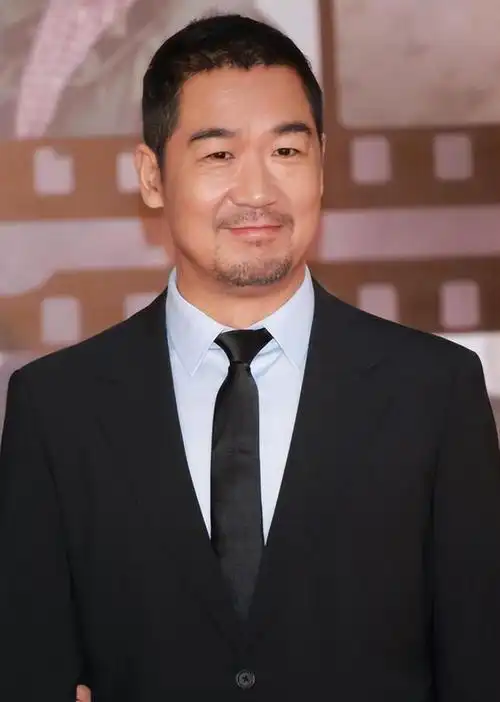 张国立68岁越活越糊涂了